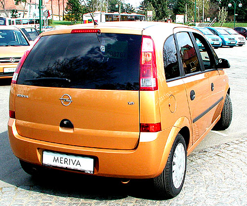 Nová pětimístná Opel Meriva představena ve výstavní premiéře na brněnském autosalonu