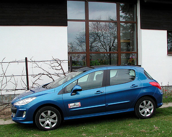 Pětidveřový elegantní Peugeot 308 v testu redakce