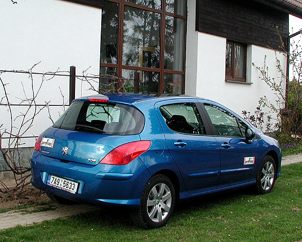 Pětidveřový elegantní Peugeot 308 v testu redakce