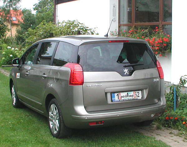 Sedmisedadlový Peugeot 5008 v redakčním testu