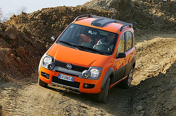 Fiat Panda Cross: nová alternativa úspěšného modelu již týden v prodeji na našem trhu!