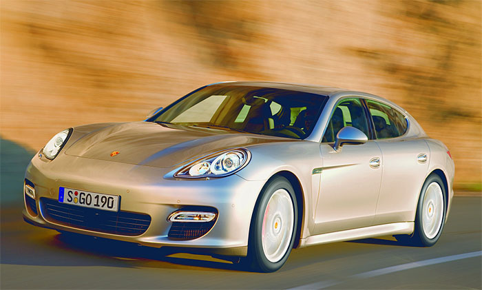 Novinky modelů Porsche Cayenne a Panamera