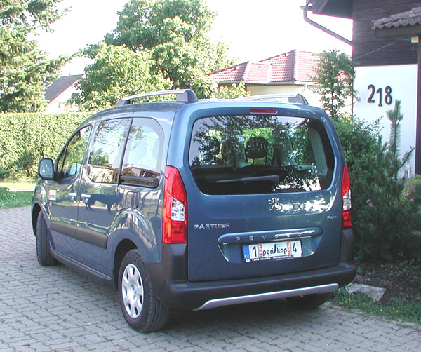 Pětisedadlový víceúčelový Peugeot Partner Tepee ve výbavě Outdoor v testu redakce