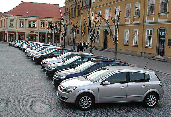 Nový pětidveřový Opel Astra přichází do prodeje na náš trh
