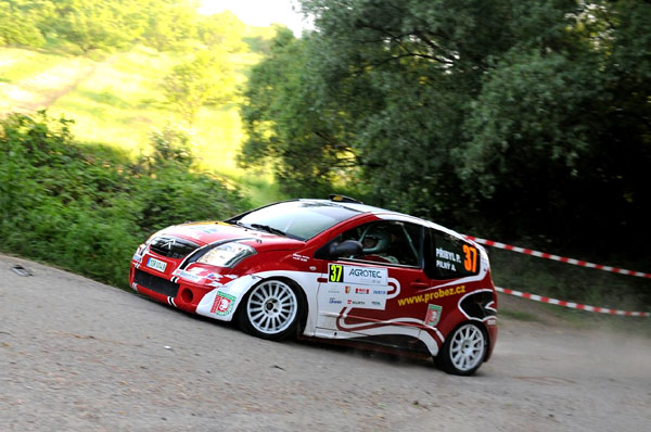 Citroën Racing Trophy CZ – V Hustopečích dokončily pouze tři posádky