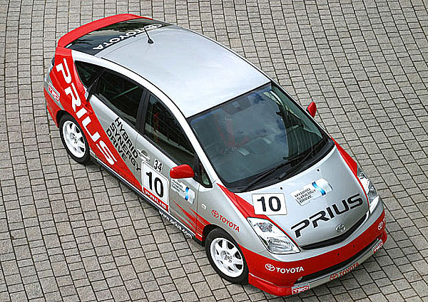 Toyota na „ Le Mondial de l´Automobile“ 2004