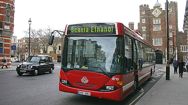 Autobusy Scania s motory upravenými na spalování etanolu