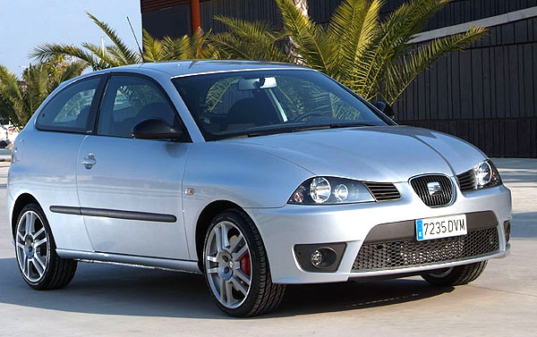 Nový SEAT Ibiza 2006 - snížené ceny u většiny verzí při zlepšené základní výbavě