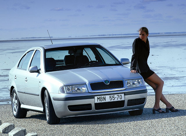 Škoda Octavia v modelovém roce 2001 v prodeji