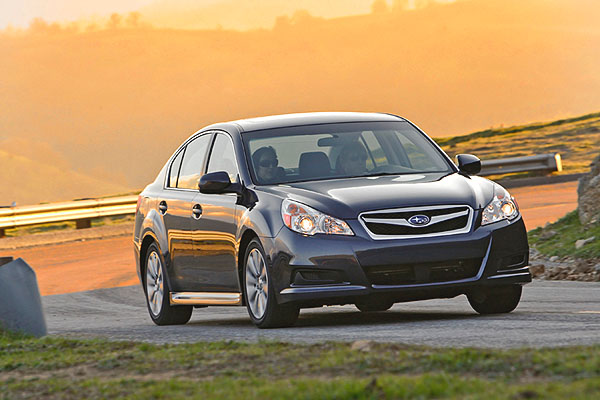 Subaru na mezinárodním autosalonu v New Yorku (10. až 19. dubna 2009) představí zcela nový sedan Legacy