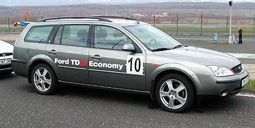V soutěži Ford TDCi Economy test zvítězil pan Jindra z Ford Rašino Brno, který docílil s Ford Focusem průměrnou spotřebu 3,98 litru na 100 km