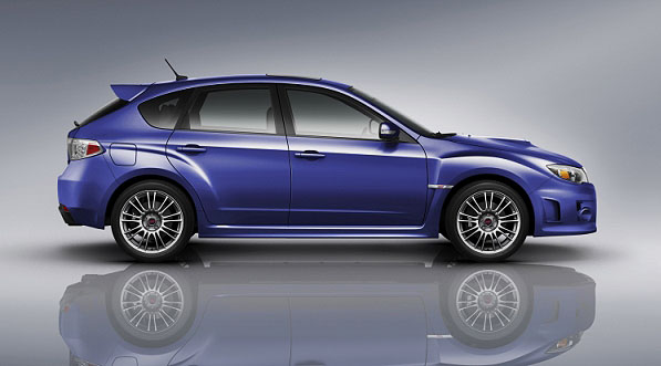 Subaru Impreza WRX STI a WRX v modelovém provedení 2011