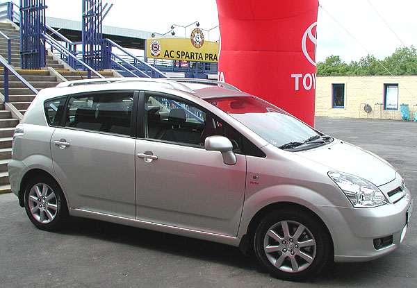 Nová až sedmimístná Toyota Corolla Verso zítra 1. června v prodeji na našem trhu