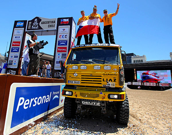 Tým KM Racing slaví s podporou Toyoty nejlepší umístění mezi českými zástupci na letošním ročníku rally Dakar – Argentina Chile 2010