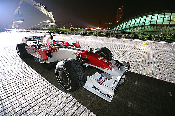 Temní rytíři – premiéra noční velké ceny F1 v Singapuru