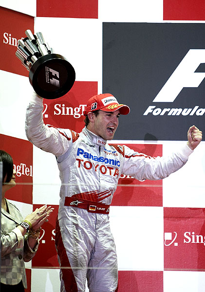 Timo Glock s Toyotou na F1 v neděli 27. září v Singapuru druhý!