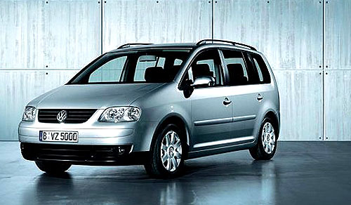 Nový Volkswagen Touran se začíná prodávat na tuzemském trhu