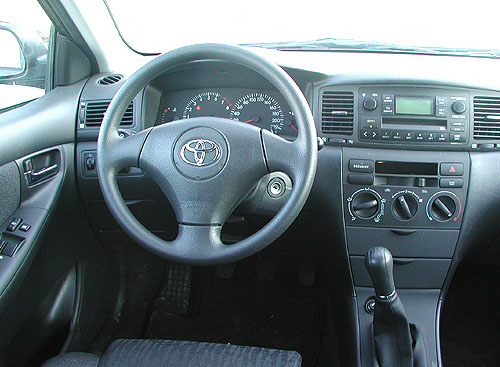 Toyota Corolla Sedan s výkonným motorem 1,4 v testu redakce