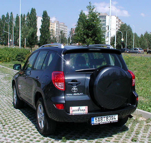 Nová Toyota RAV4 v redakčním testu