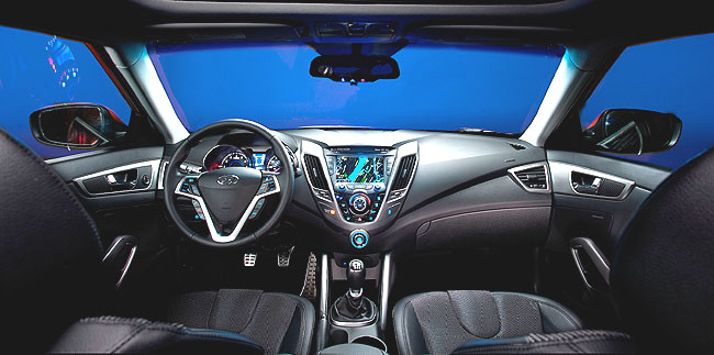 Světová premiéra revolučního kupé Hyundai Veloster na probíhajícím mezinárodním autosalonu v Detroitu