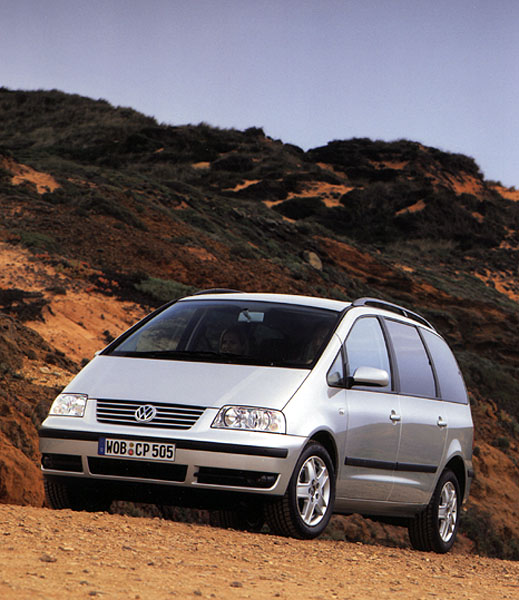 Volkswagen Sharan druhé generace v srpnu v prodeji