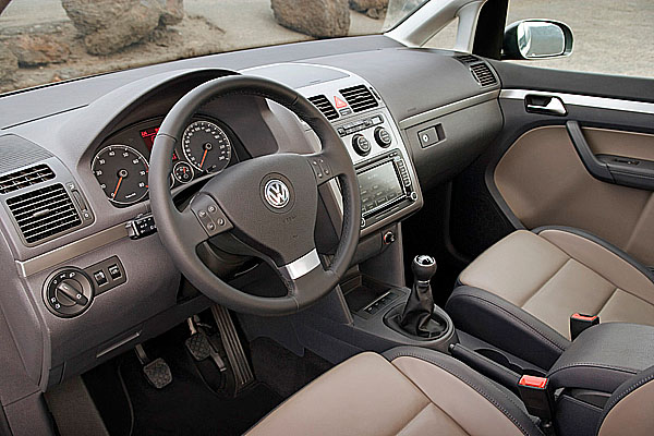 Nový Volkswagen Touran přichází na český trh