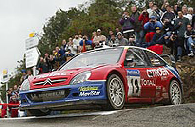 Citroëny Xsara WRC v celkovém hodnocení mistrovství světa 2003 na prvním místě