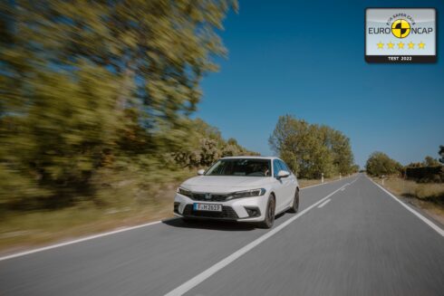 Autoperiskop.cz  – Výjimečný pohled na auta - Pětihvězdičkově bezpečná Honda Civic e:HEV