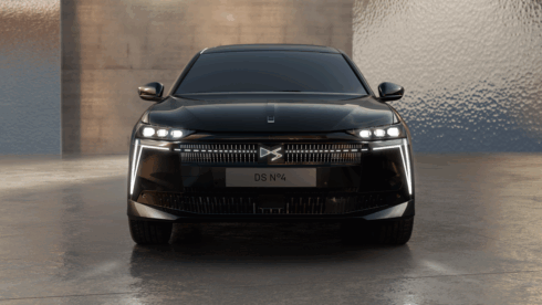 Nová DS 4 v Česku: Elegance, technologie a styl na čtyřech kolech