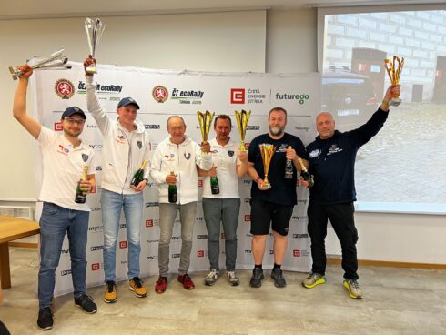 Peugeot ovládl Wettern Classic Rally: zlato i stříbro pro ecorally posádky