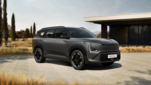 Autoperiskop.cz  – Výjimečný pohled na auta - Kia uvádí na český trh již devátý elektromobil. Pro model EV5 zveřejnila ceny a specifikace
