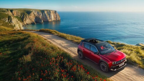 Autoperiskop.cz  – Výjimečný pohled na auta - Renault 4 bez střechy: elektrická legenda míří do prodeje ve stylové verzi Plein Sud