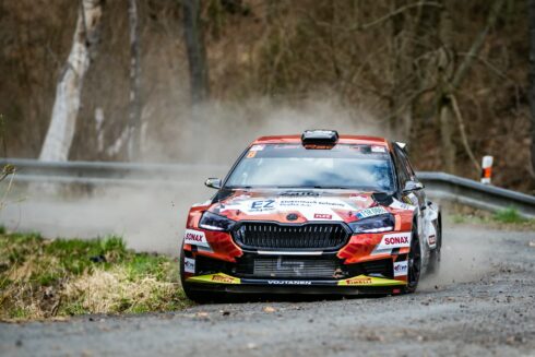 Autoperiskop.cz  – Výjimečný pohled na auta - Štajf si z Olomouce přivezl cenné body i dávné vzpomínky