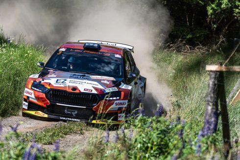 Autoperiskop.cz  – Výjimečný pohled na auta - Štajf s Rajnohou třetí na Lak Racing Rallye Plzeň