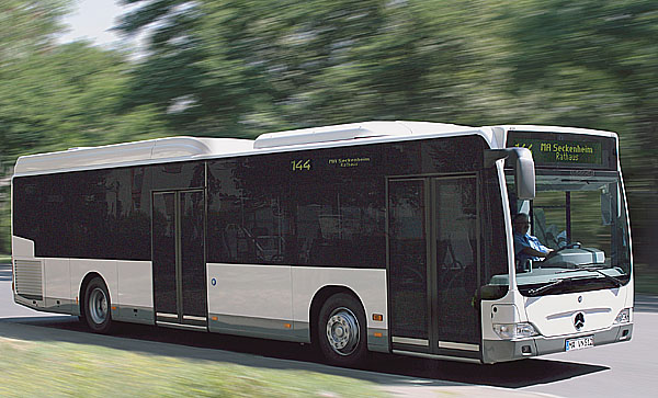 Autobusy DaimlerChrysler číslem jedna v celosvětovém obchodu s autobusy