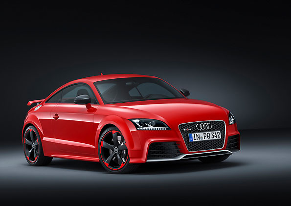 Audi TT RS plus v roce 2012: Ještě silnější, ještě rychlejší a ještě dynamičtější 