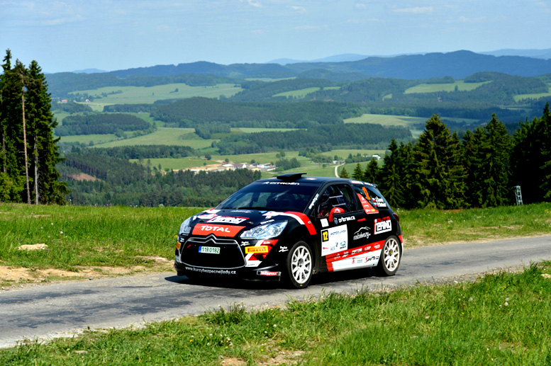 Rallye Český Krumlov ovládl Jan Černý s Citroënem DS3 R3T