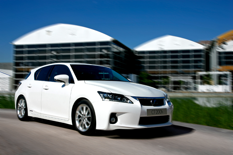 Limitovaná nabídka vozů Lexus CT 200h NAVI PLUS EDITION s výhodou 80 000 Kč