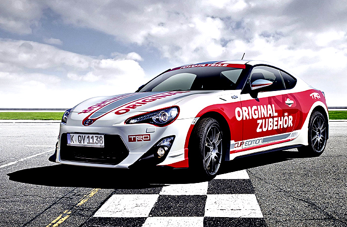 Model Toyota GT86 je využíván jako zaváděcí vůz (Pace Car) při vytrvalostních závodech třídy VLN