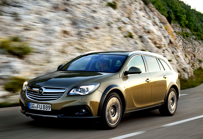 Nový Opel Insignia Kombi Country Tourer: světová premiéra v září na letošním autosalonu ve Frankfurtu nad Mohanem