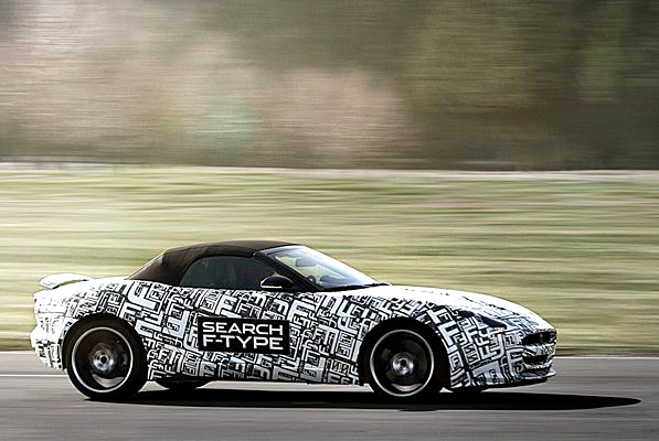 Jaguar F-TYPE přijede předvést své koně na pařížský autosalon