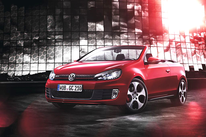 Volkswagen představí 6. března ve světové premiéře v Ženevě první GTI Cabriolet v historii Golfu!