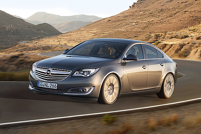 Nový Opel Insignia ve světové premiéře na 65. autosalonu IAA ve Frankfurtu nad Mohanem (12. – 22. září 2013)