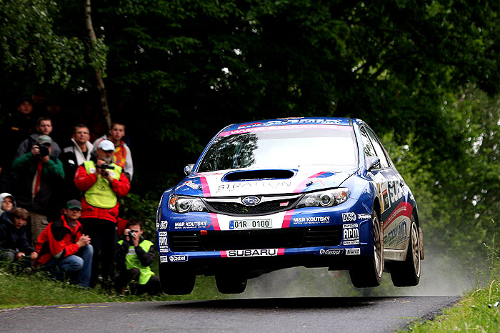 K Štajfovi na Subaru si zítra – v sobotu na Pražském rallysprintu Praze sedne Peták