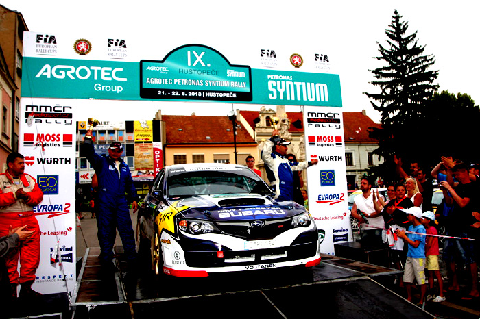 Vojtěch Štajf s Františkem Rajnohou na Subaru vyhráli v řadě ve své třídě 3 už třetí domácí soutěž letošního Mezinárodního mistrovství ČR v rally