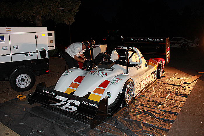 Speciál Toyota TMG EV P002 je připraven v mezinárodních závodech do vrchu na Pikes Peak