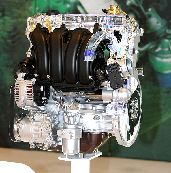 Společnost Hyundai představila svůj první zážehový motor s přímým vstřikováním benzínu - GDI