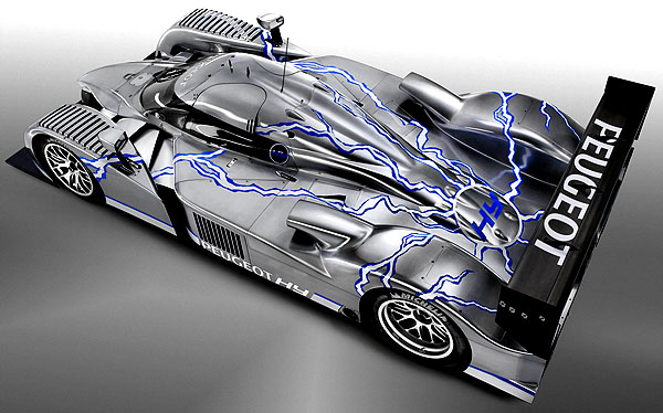 Peugeot 908 HY vybavený hybridním systémem využití kinetické energie.