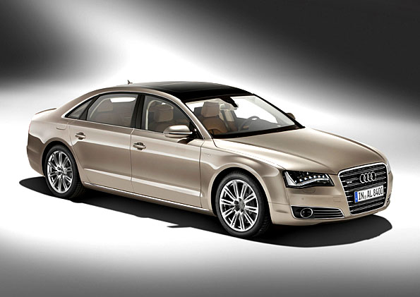 Nové luxusní Audi A8 L a Audi A8 L W12 je symbolem „Náskoku díky technice“ značky Audi