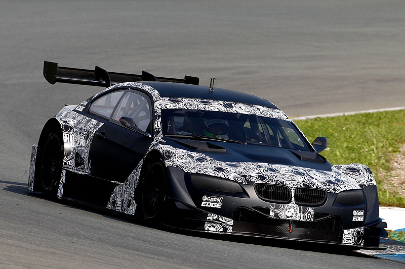 BMW M3 DTM Concept Car se představilo v Mnichově – piloty pro sezónu 2012 jsou Priaulx a Farfus.
